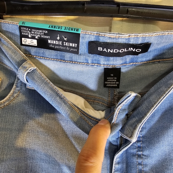 2/$20 Bandolino 16 Skinny Jeans - Picture 4 of 7
